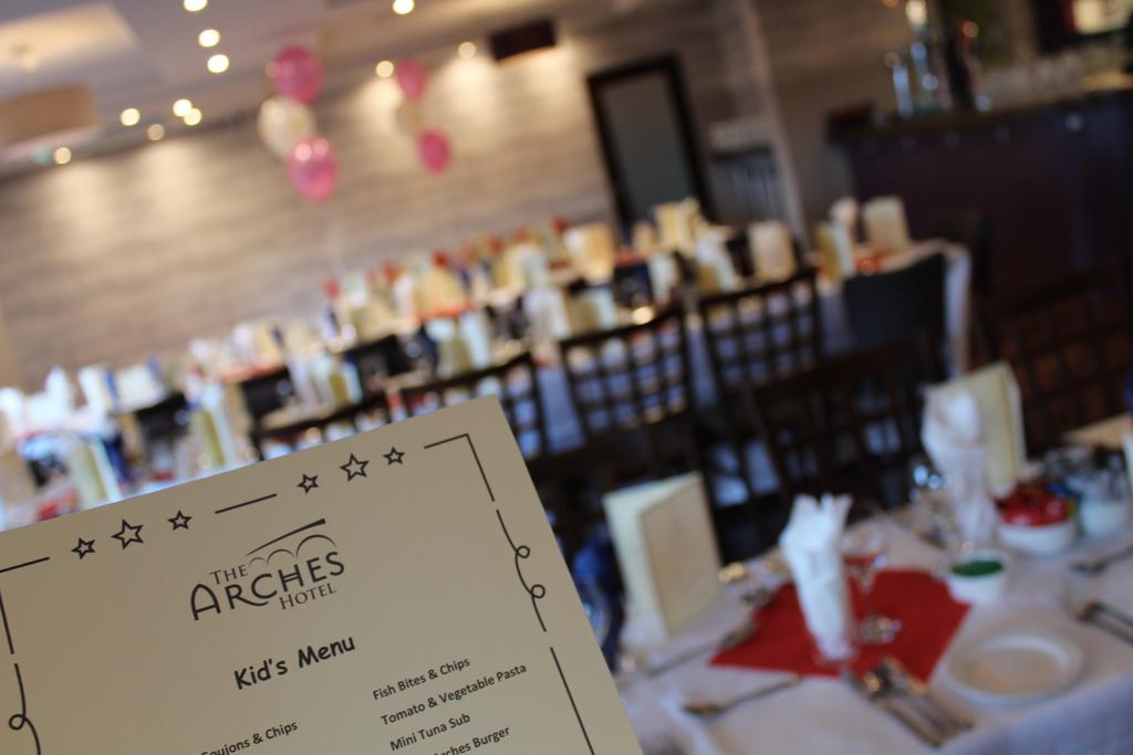 קליירגאלווי The Arches Hotel מראה חיצוני תמונה